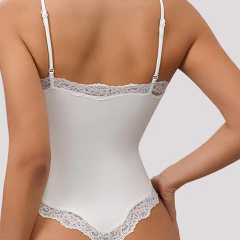 Figurformender Spitzen-Body mit Spaghettiträgern