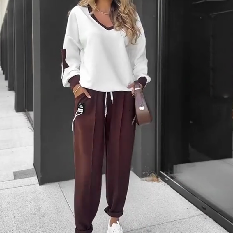 Farbblock-Pullover mit Kapuze und Jogginghose im Set