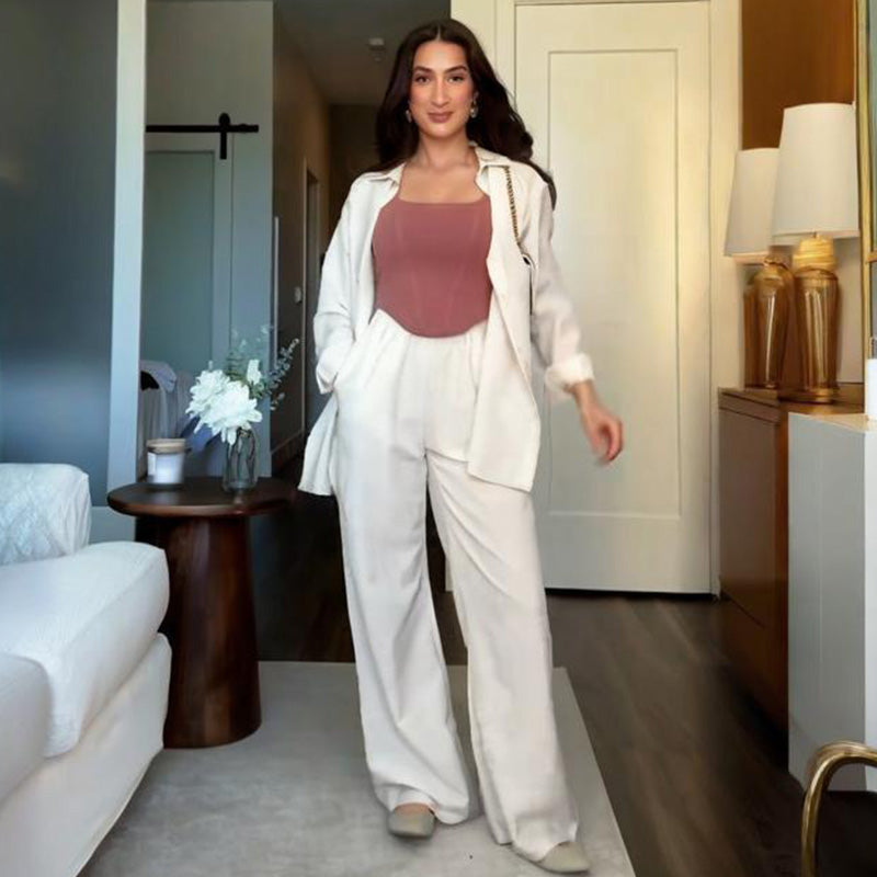 Einfarbiger Zweiteiler mit lockerer Passform: Hemdbluse & Hose mit weitem Bein