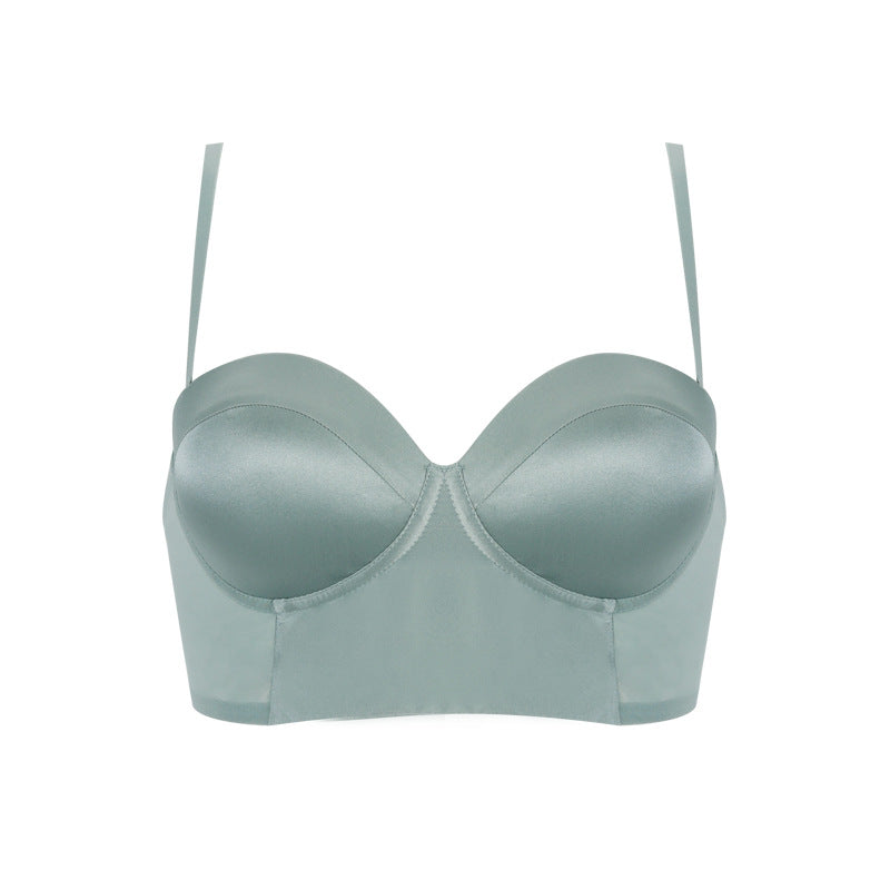 Trägerloser BH mit tiefem Rückenausschnitt